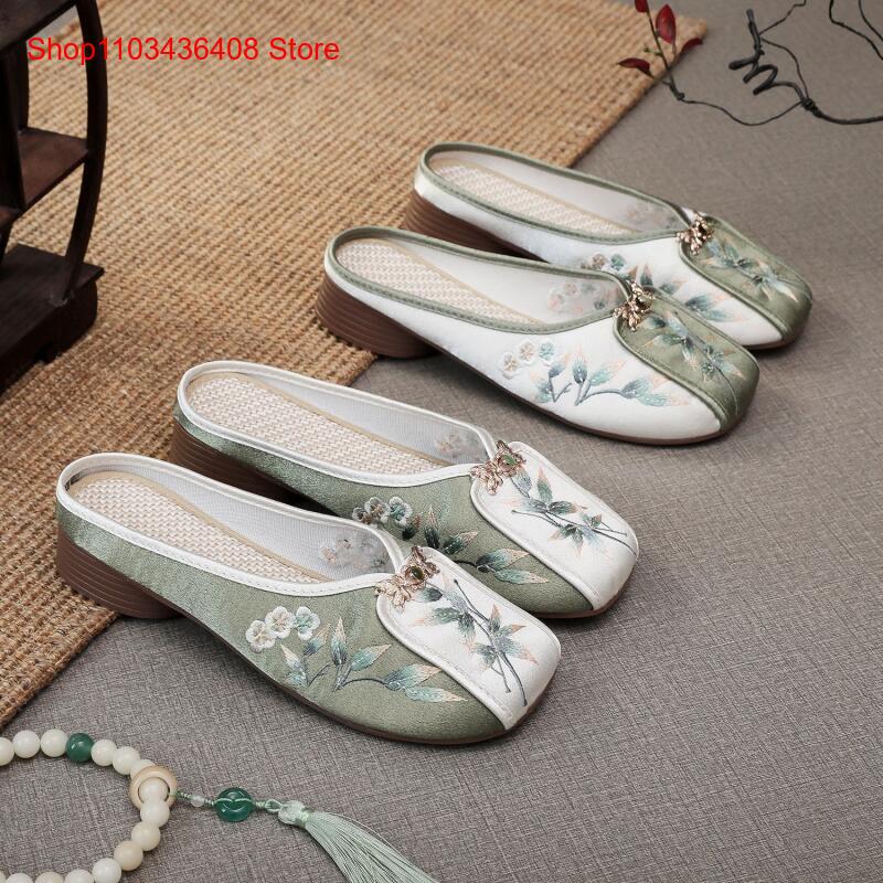 New Embroidered Slippers for H - đánh giá và giá Ethnic And Fashion