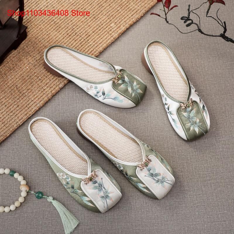 New Embroidered Slippers for H - đánh giá và giá Ethnic And Fashion