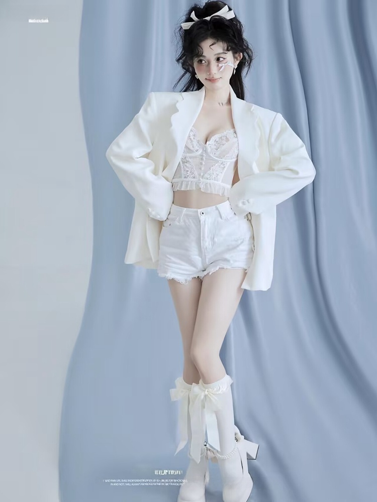 Studio Photography Suit White  - đánh giá và giá Ethnic Clothing & Online Fashion Store Khaadi Pk