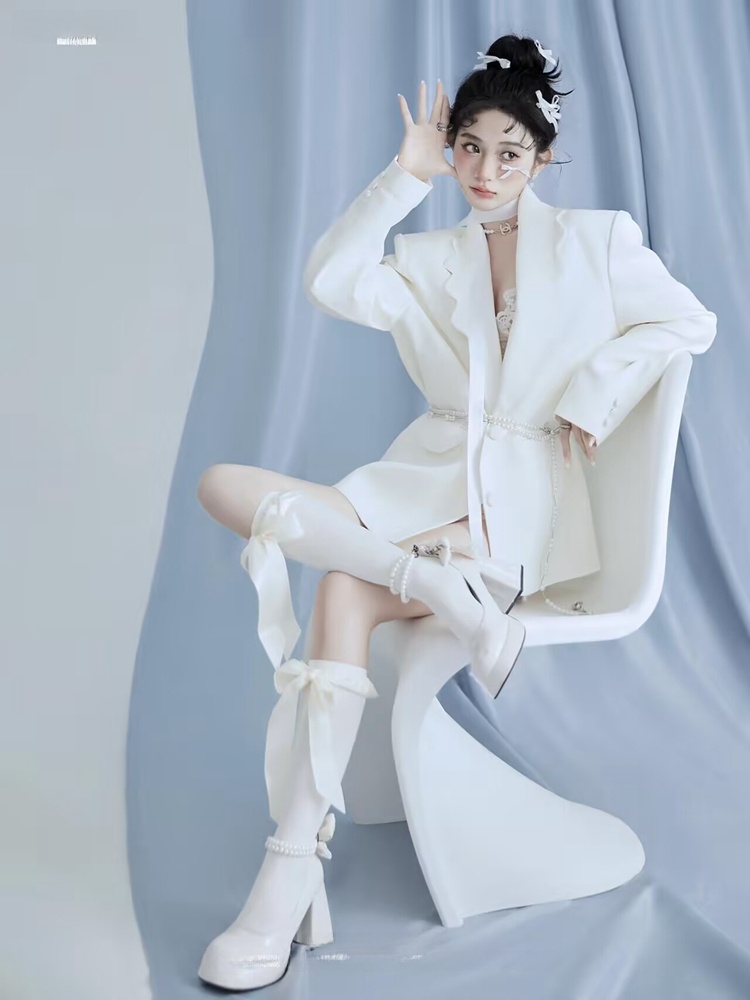 Studio Photography Suit White  - đánh giá và giá Ethnic Clothing & Online Fashion Store Khaadi Pk