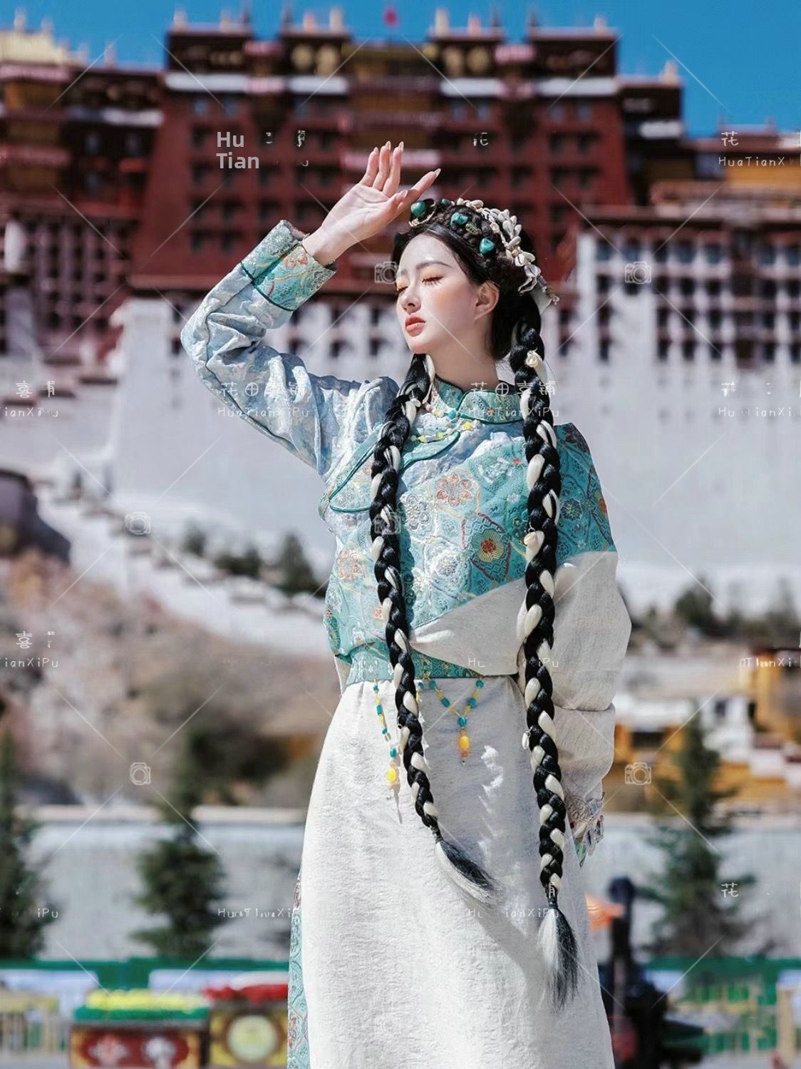 Blue Tibetan Ethnic Noblewoman - đánh giá và giá Ethnic Clothing & Online Fashion Store Khaadi Pk