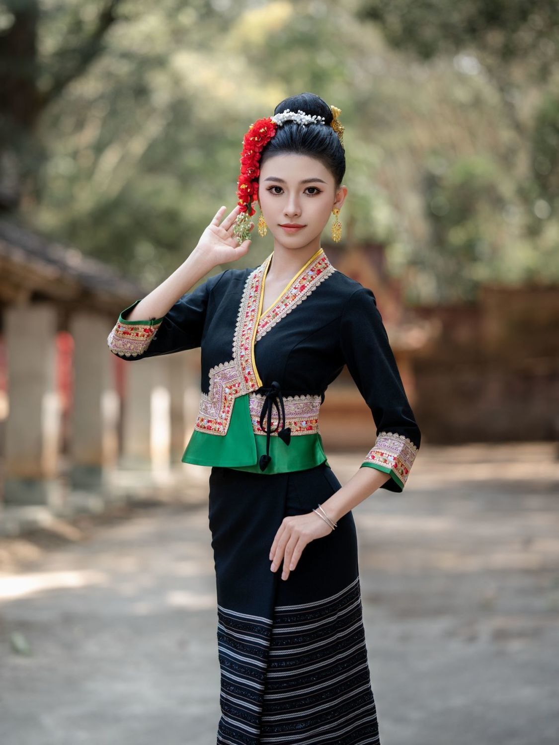 2pcs Thailand Myanmar women Da - đánh giá và giá Ethnic Clothing & Online Fashion Store Khaadi Pk